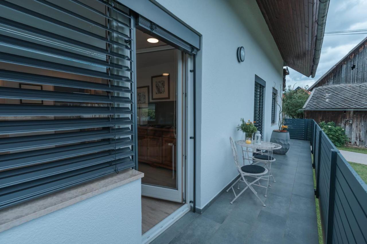 Apartma Lamberger Zirovnica Exterior foto