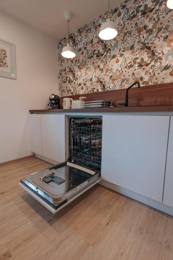Apartma Lamberger Zirovnica Exterior foto